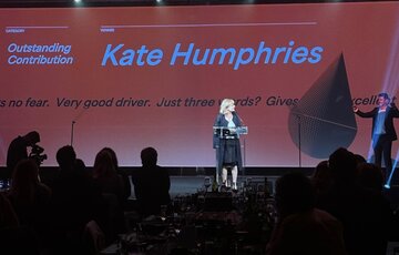 Kate Humphries, programme director for the Graduate Diploma of Creative Advertising at Media Design School, was the first ever recipient of the Comms Council's Outstanding Achievement Awardt